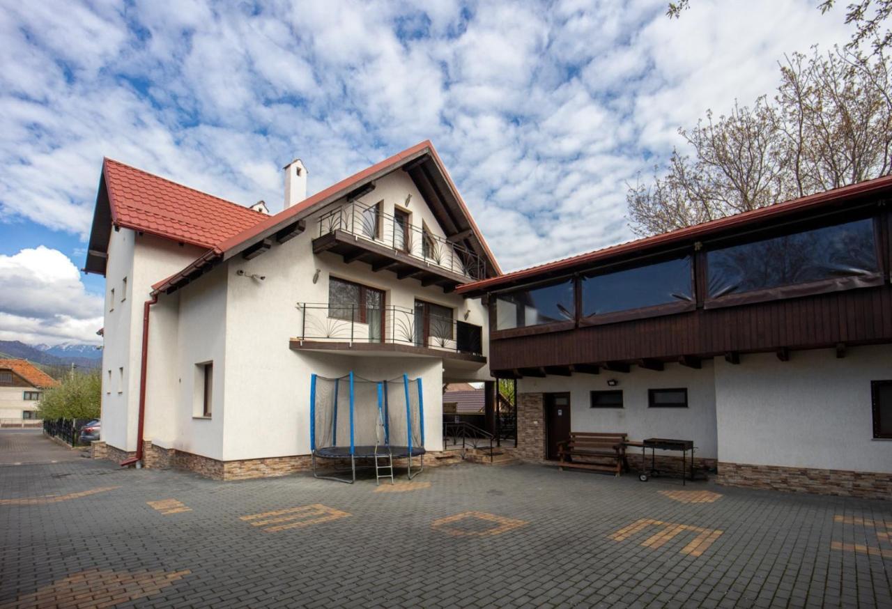 Amedeia Hotel Törcsvár Kültér fotó